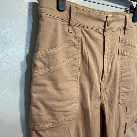 Madewell The Garment-Dyed '90s Straight Cargo Pant in Sand Dune Women's 29 - Picture 7 of 16